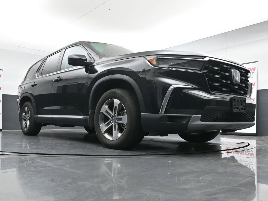 Used 2023 Honda Pilot EX-L image 18