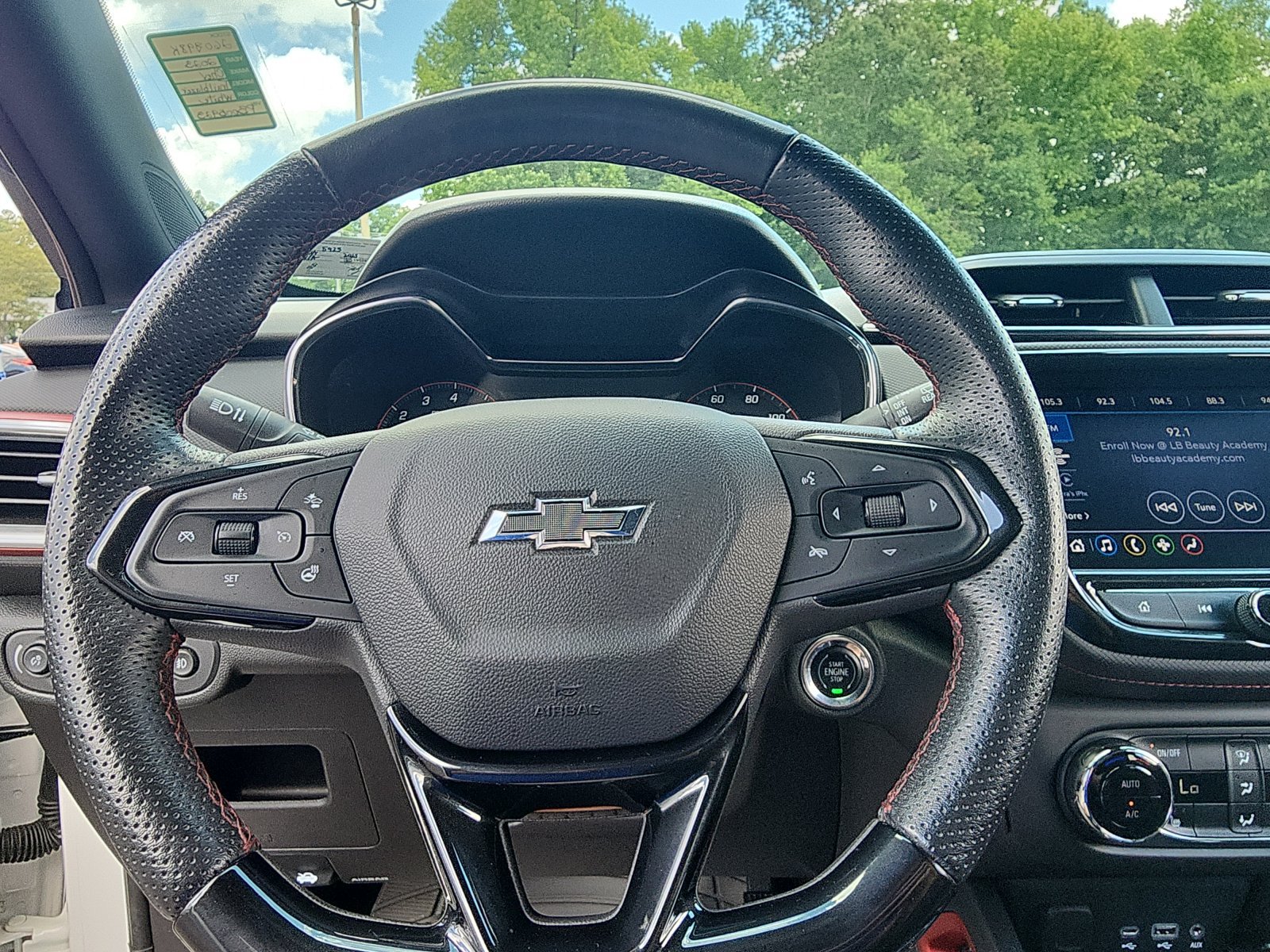 Used 2023 Chevrolet TrailBlazer RS w/ Sun and Liftgate Package AWD/4WD image 15