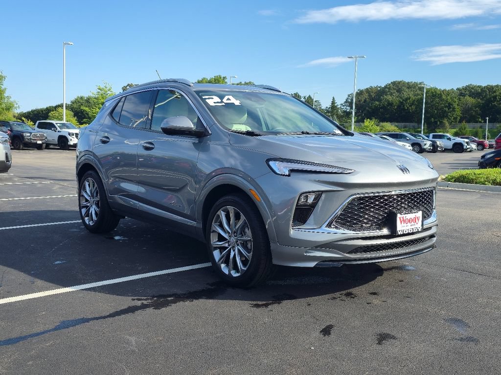 Used 2024 Buick Encore GX Avenir w/ Avenir Convenience Package FWD image 6