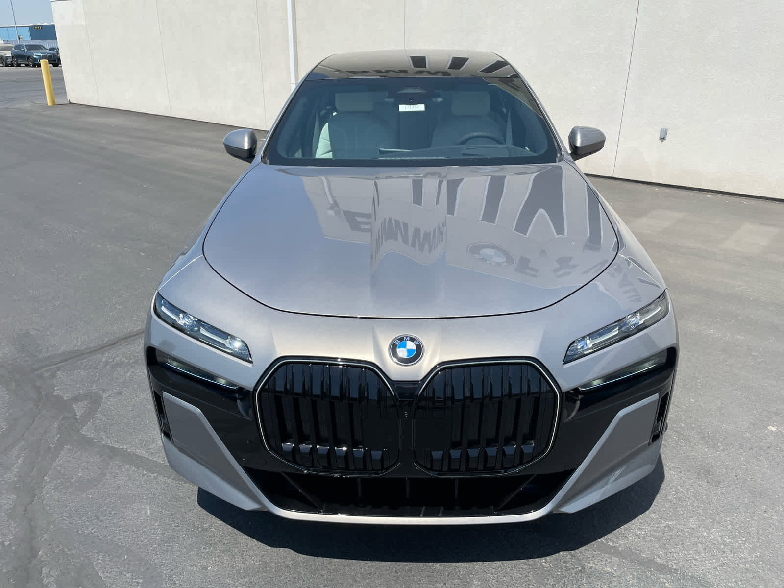 New 2025 BMW 740i w/ Executive Package image 2