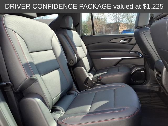 New 2026 Chevrolet Traverse Z71 w/ Enhanced Driving Package image 7