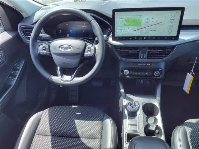 New 2024 Ford Escape SE FWD image 6