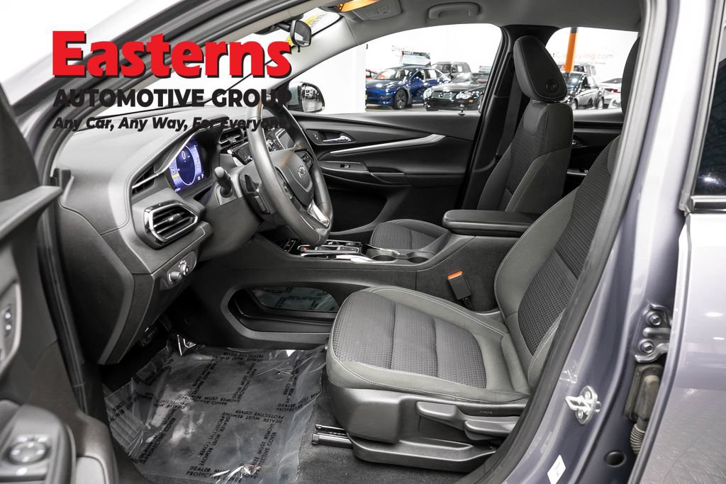 Used 2023 Chevrolet Bolt EUV LT w/ Driver Confidence Package FWD image 14