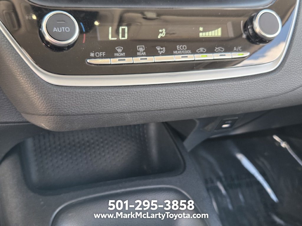 Used 2024 Toyota Corolla LE FWD image 19