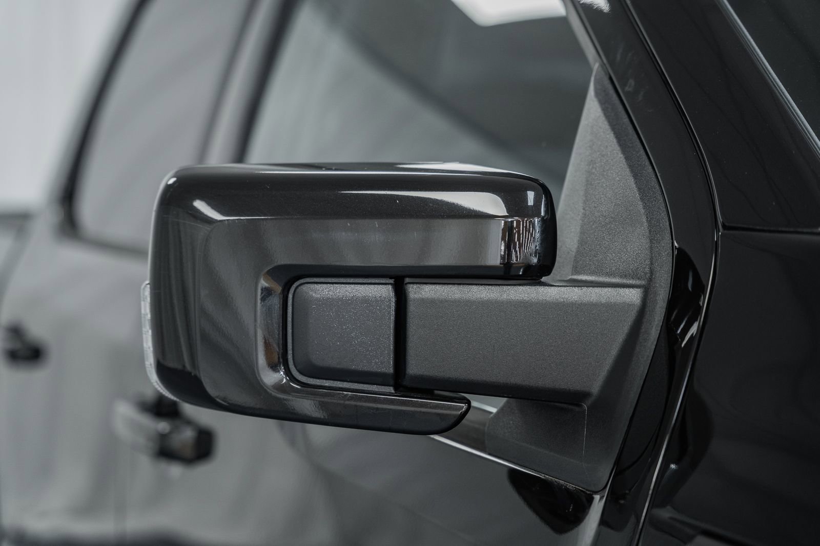 Certified 2023 Ford F150 Lariat w/ Equipment Group 502A High image 18