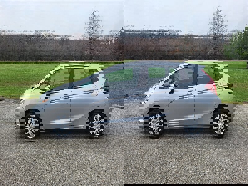 Used 2017 Honda Fit LX image 3