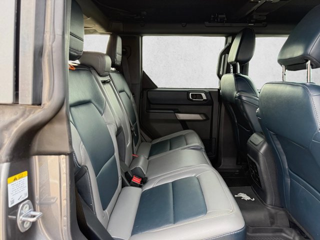 Used 2023 Ford Bronco Outer Banks w/ Sasquatch Package AWD/4WD image 19