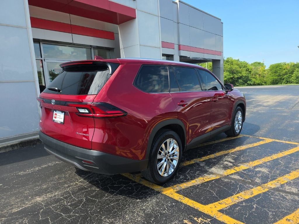 Used 2026 Toyota Grand Highlander AWD image 3