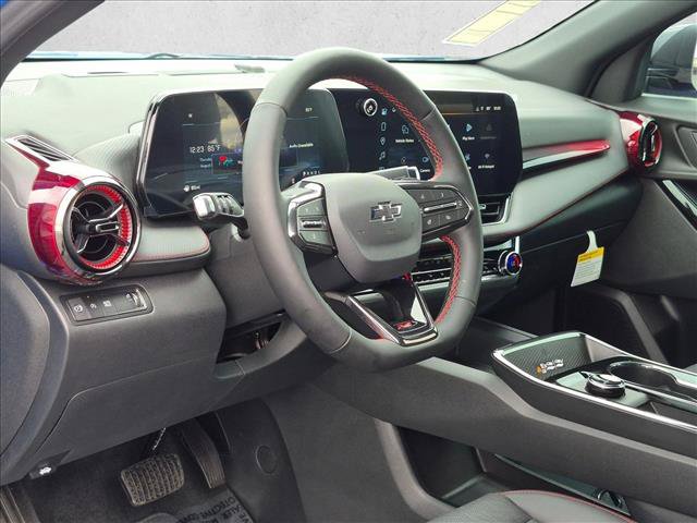 New 2027 Chevrolet Equinox RS w/ Safety and Technology Package FWD image 3