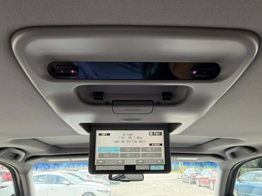 Used 2015 Honda Pilot Touring image 20
