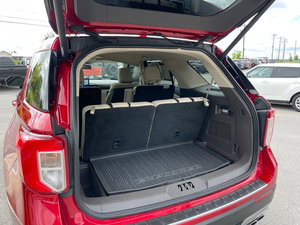 Used 2020 Ford Explorer Platinum w/ Premium Technology Package AWD/4WD image 26
