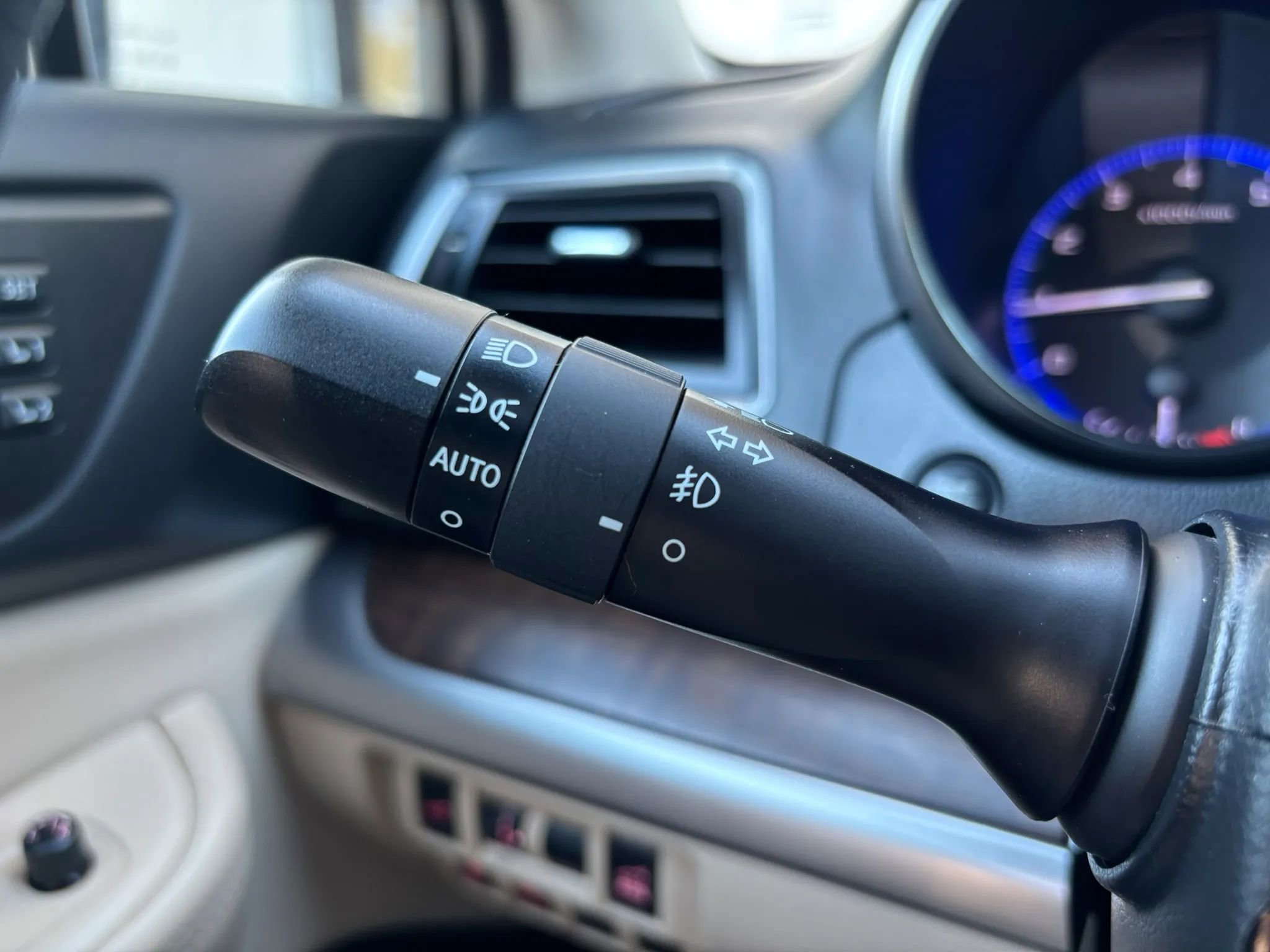 Used 2018 Subaru Outback 2.5i Limited w/ Popular Package #2 AWD/4WD image 25