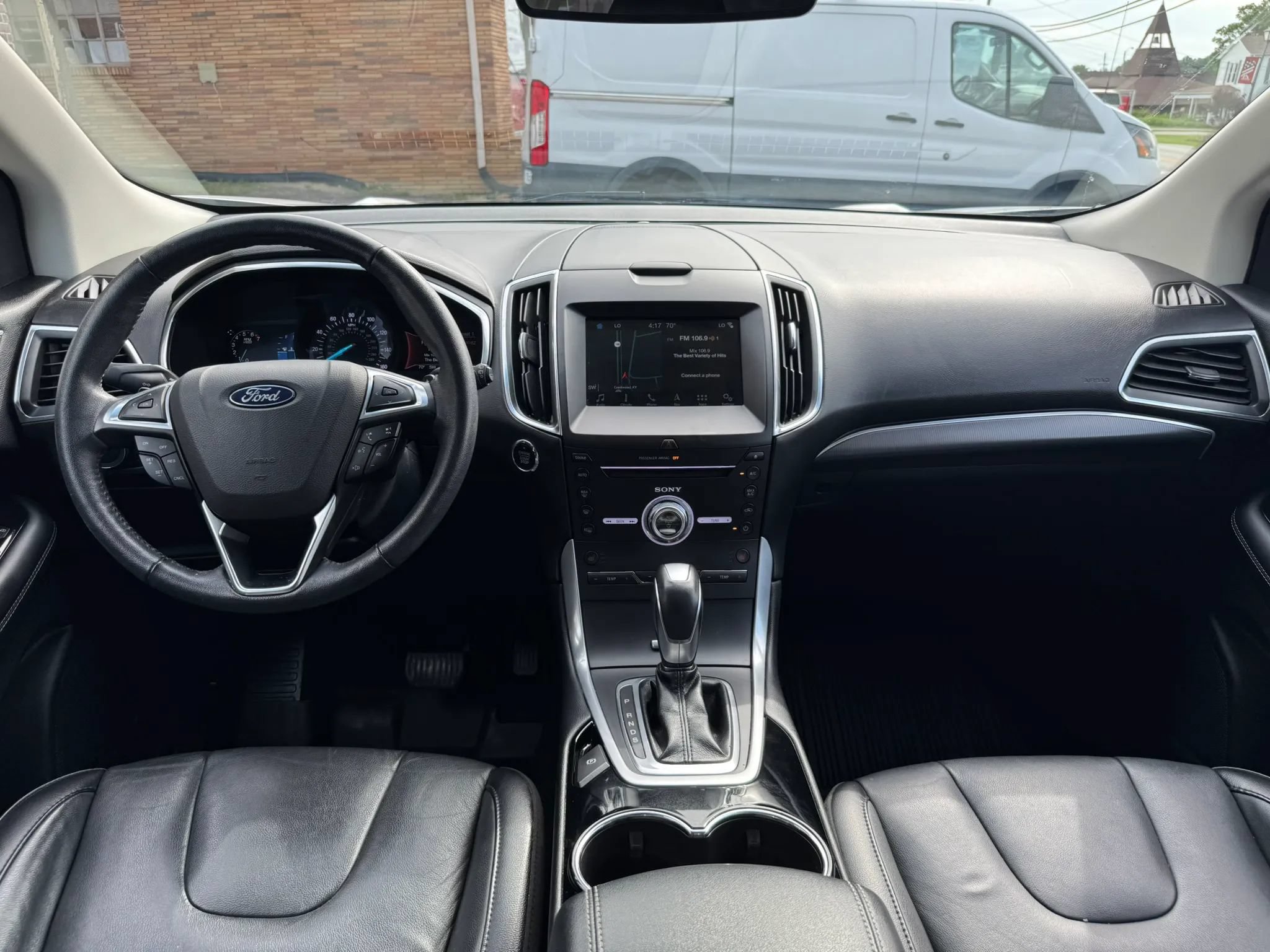 Used 2018 Ford Edge Titanium w/ Technology Package AWD/4WD image 40