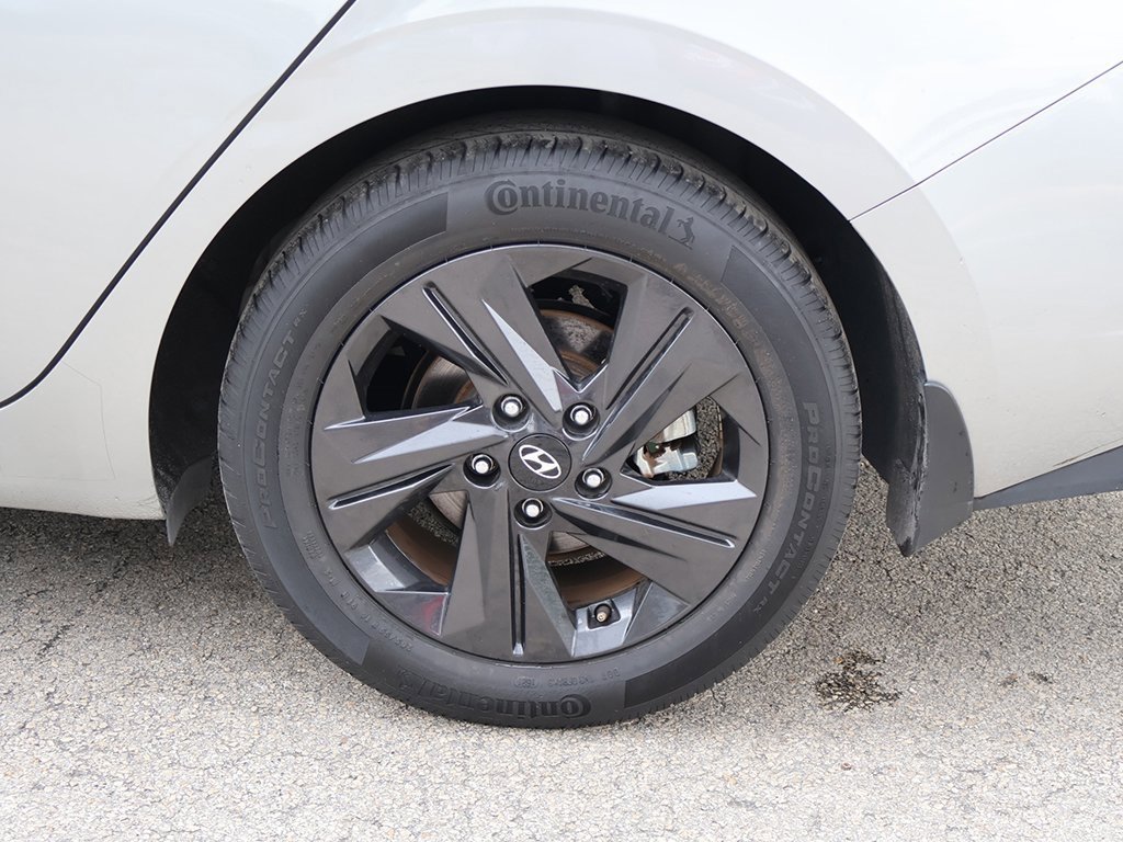 Used 2022 Hyundai Elantra SEL w/ Convenience Package image 20