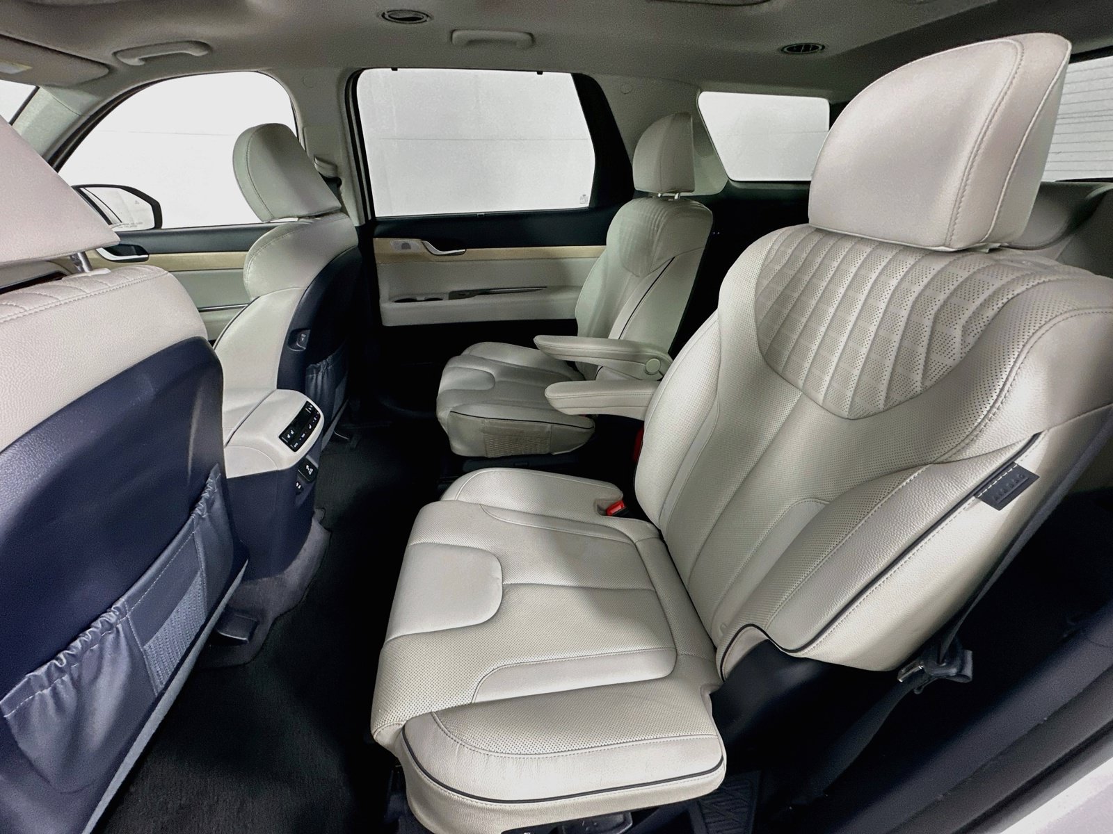 Used 2023 Hyundai Palisade Limited FWD image 26