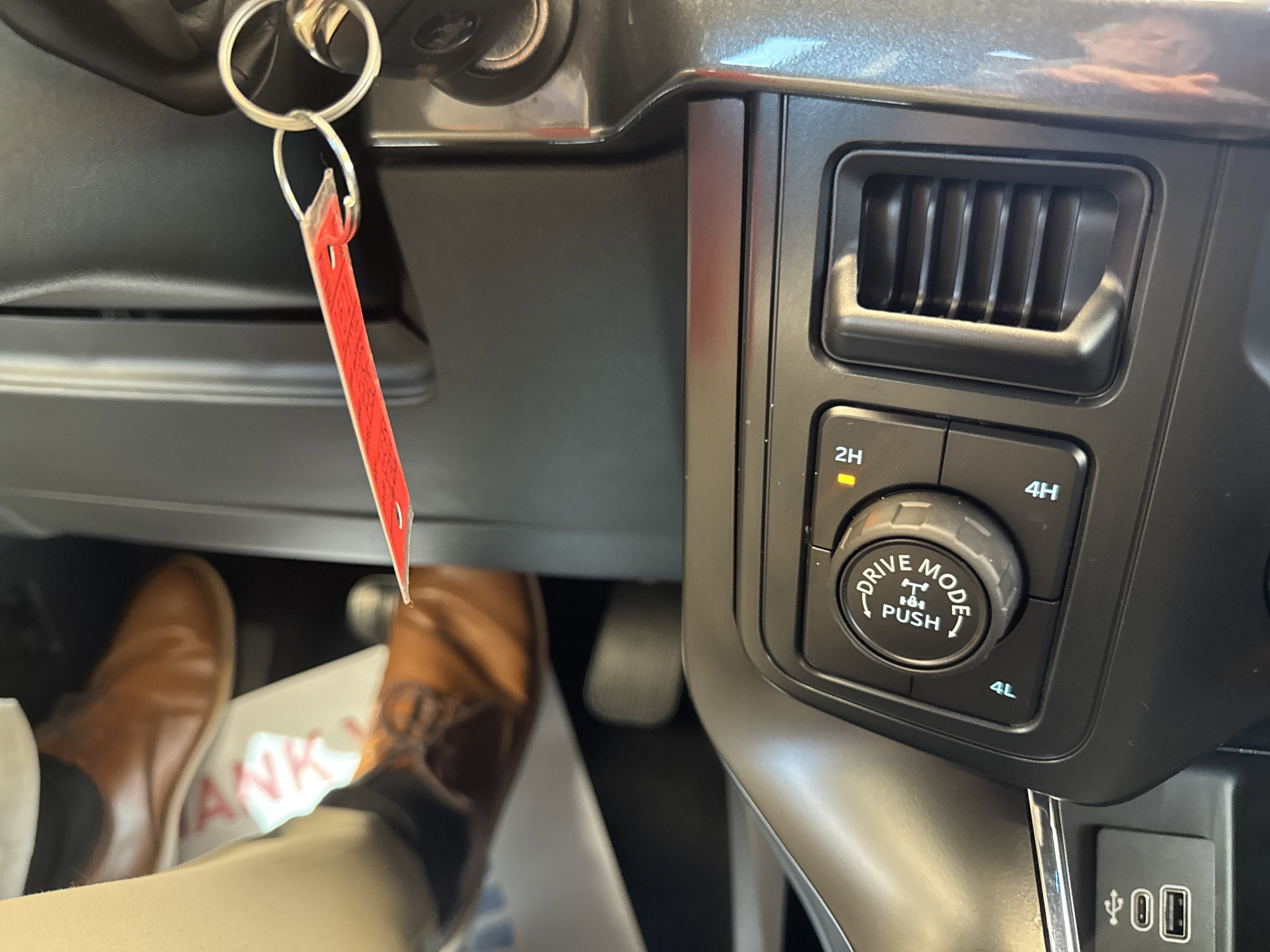 New 2025 Ford F150 STX image 31