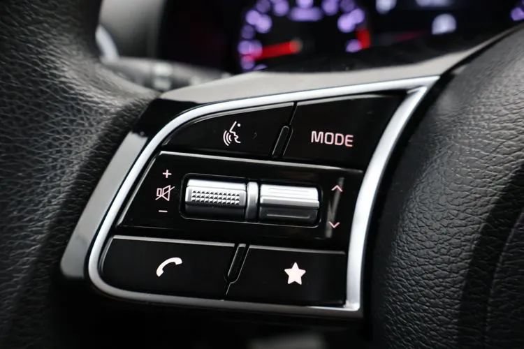 Used 2024 Kia Forte LXS FWD image 23