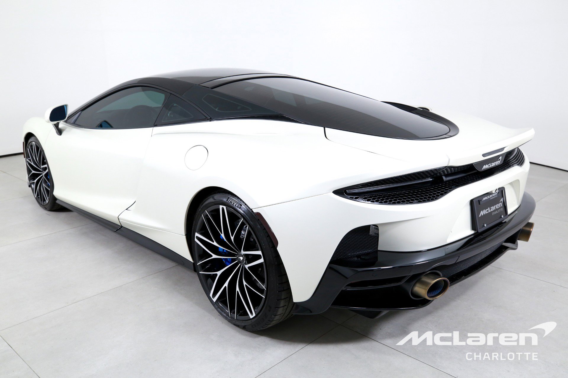 Used 2022 McLaren GT image 7