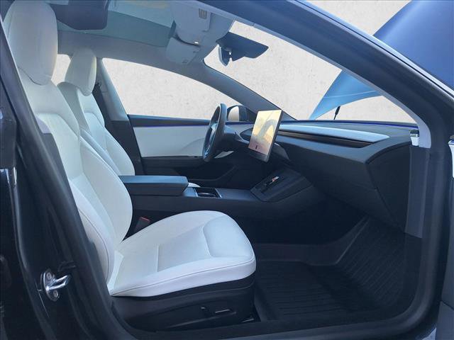 Used 2025 Tesla Model 3 Long Range image 19
