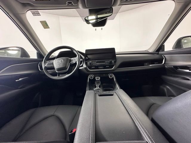 Used 2024 Toyota Grand Highlander XLE AWD/4WD image 19