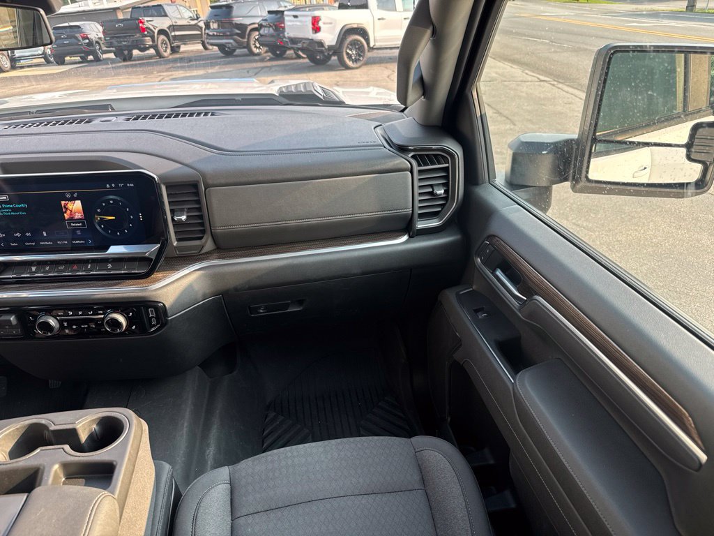 Used 2025 Chevrolet Silverado 2500 LT AWD/4WD image 27