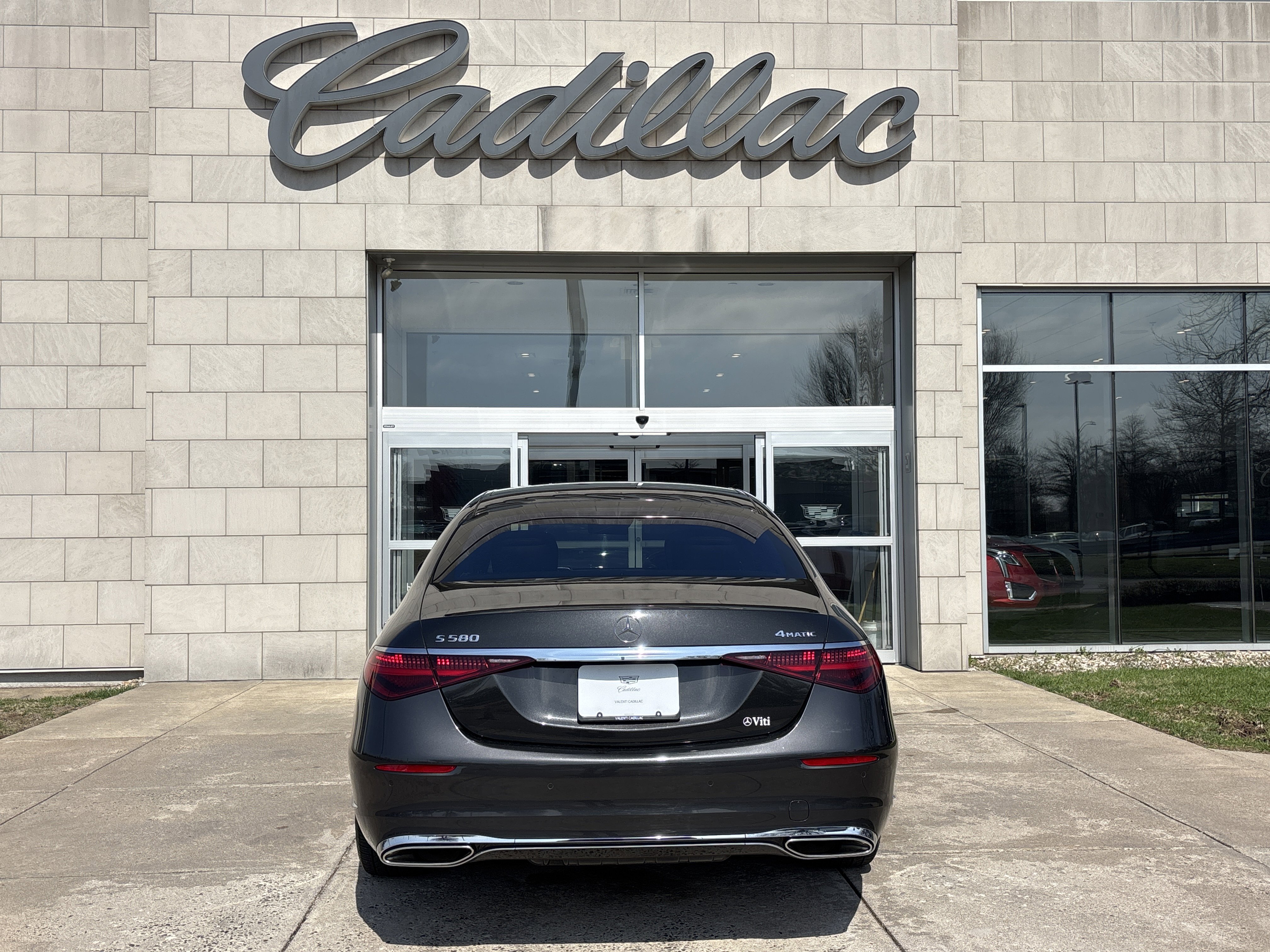 Used 2022 Mercedes-Benz S 580 4MATIC Sedan w/ Rear Seat Package image 6