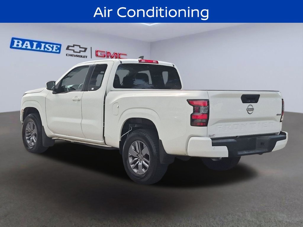 Used 2025 Nissan Frontier SV AWD/4WD image 6