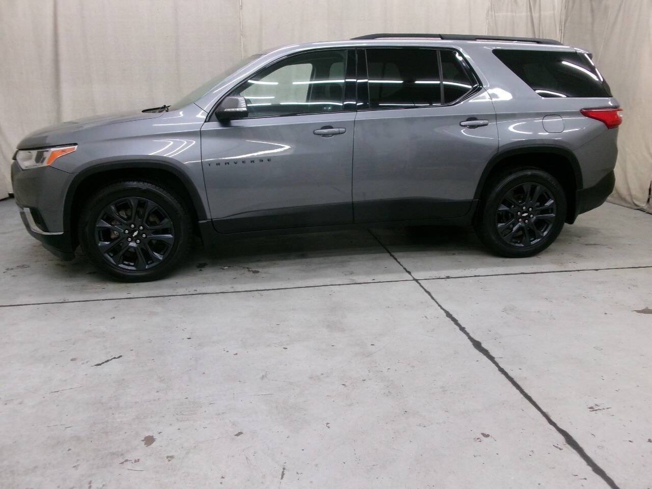 Used 2021 Chevrolet Traverse RS image 4