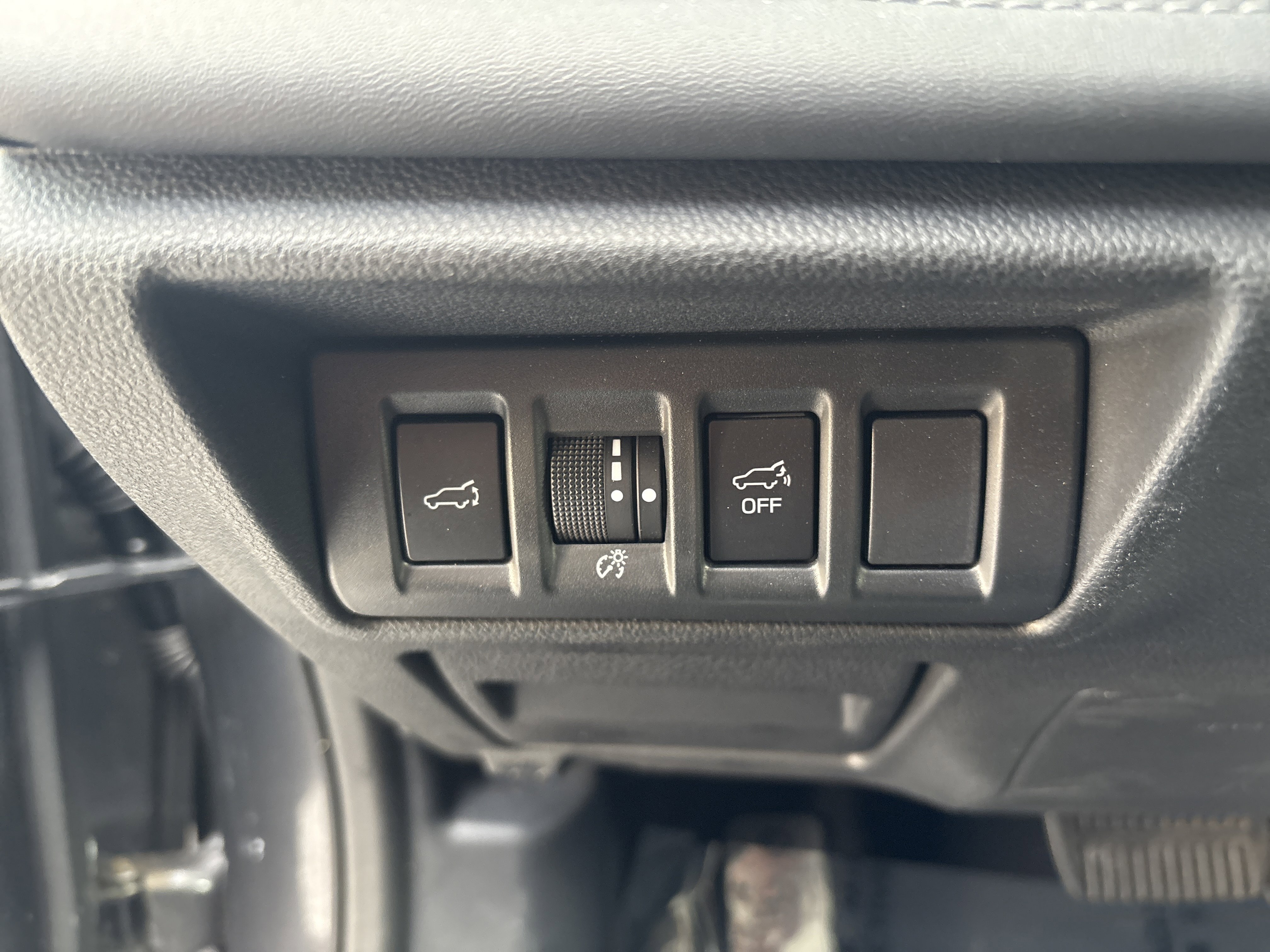 Used 2023 Subaru Outback Limited image 19