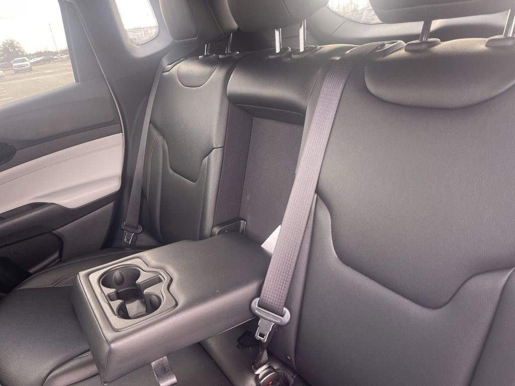 Used 2024 Jeep Compass Limited image 36