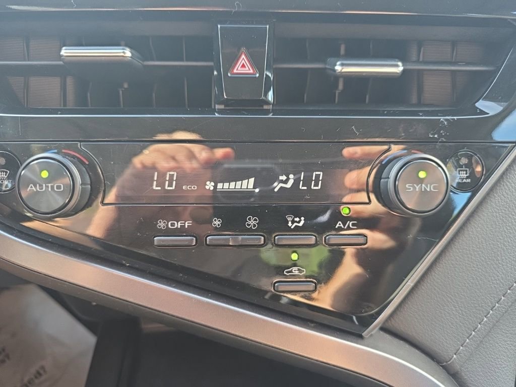 Used 2023 Toyota Camry LE image 29