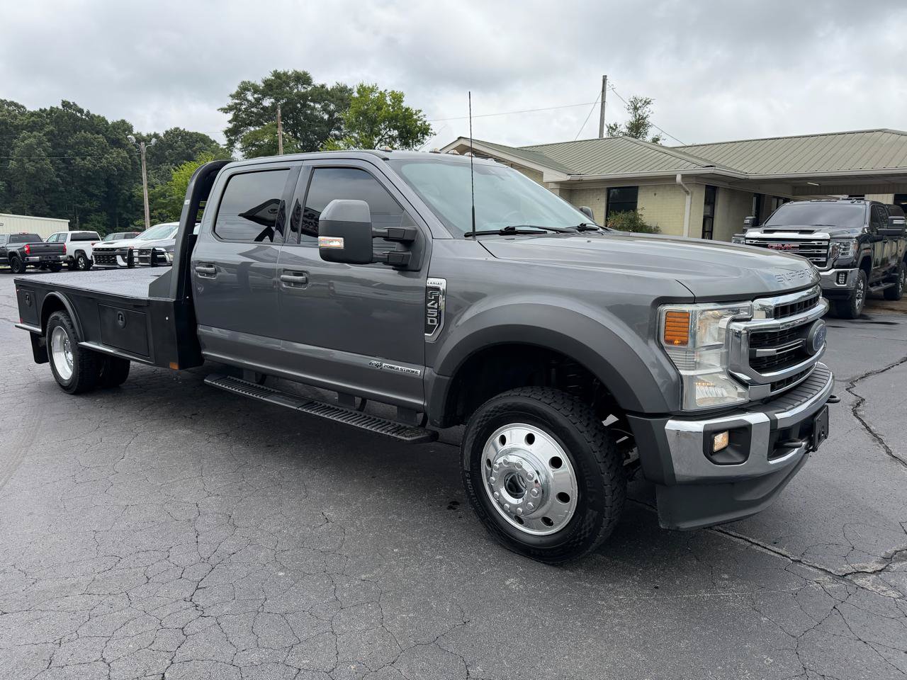 Used 2022 Ford F450 Lariat w/ Lariat Value Package AWD/4WD image 3