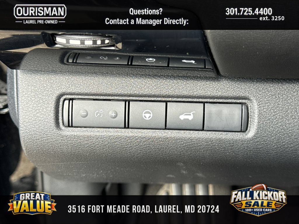 Used 2025 Nissan Pathfinder SV AWD/4WD image 30