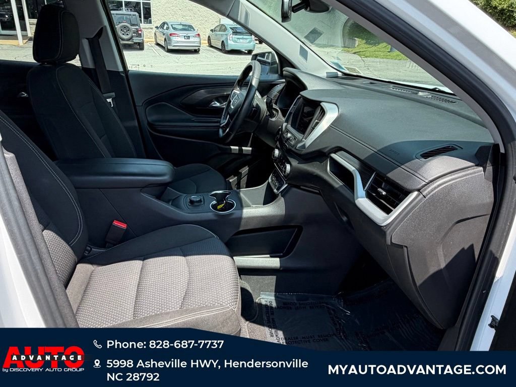 Used 2024 GMC Terrain SLE AWD/4WD image 28