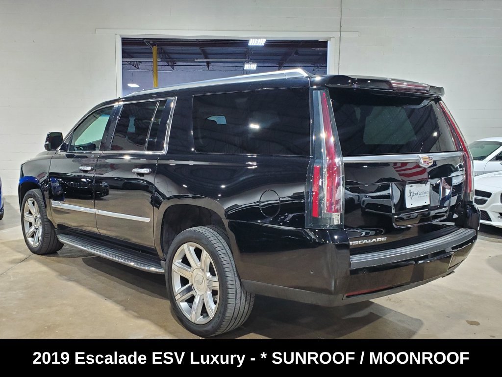 Used 2019 Cadillac Escalade ESV Luxury RWD image 11