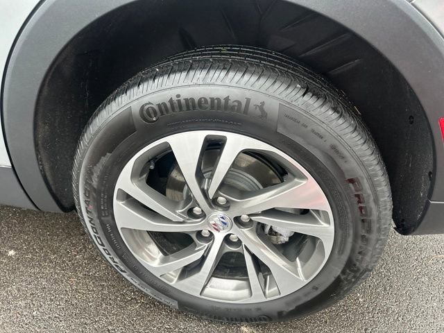 Used 2023 Buick Envision Essence image 22