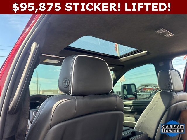 Used 2025 GMC Sierra 2500 AT4X image 42