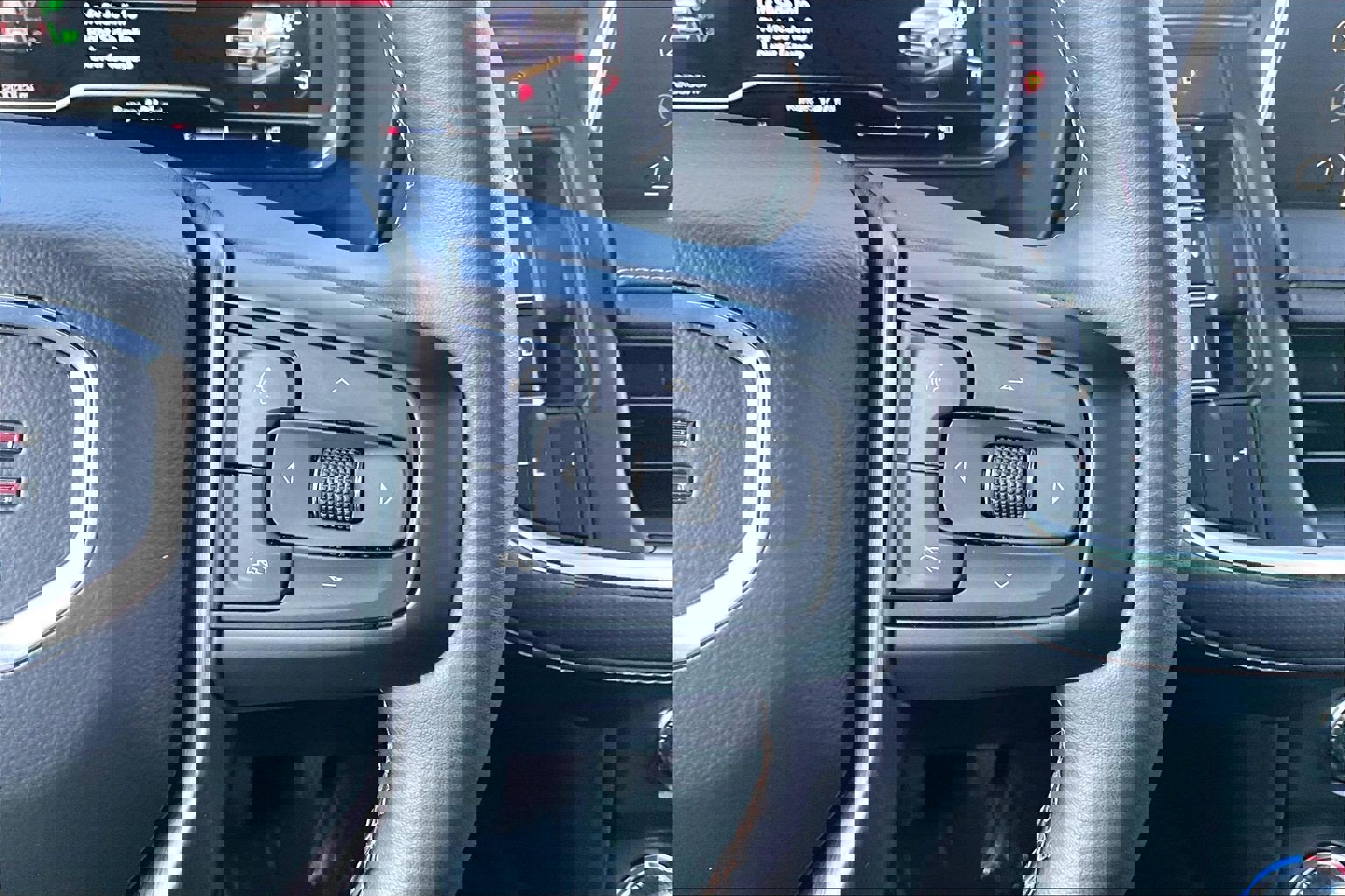 Used 2024 GMC Yukon AT4 w/ AT4 Premium Plus Package image 18