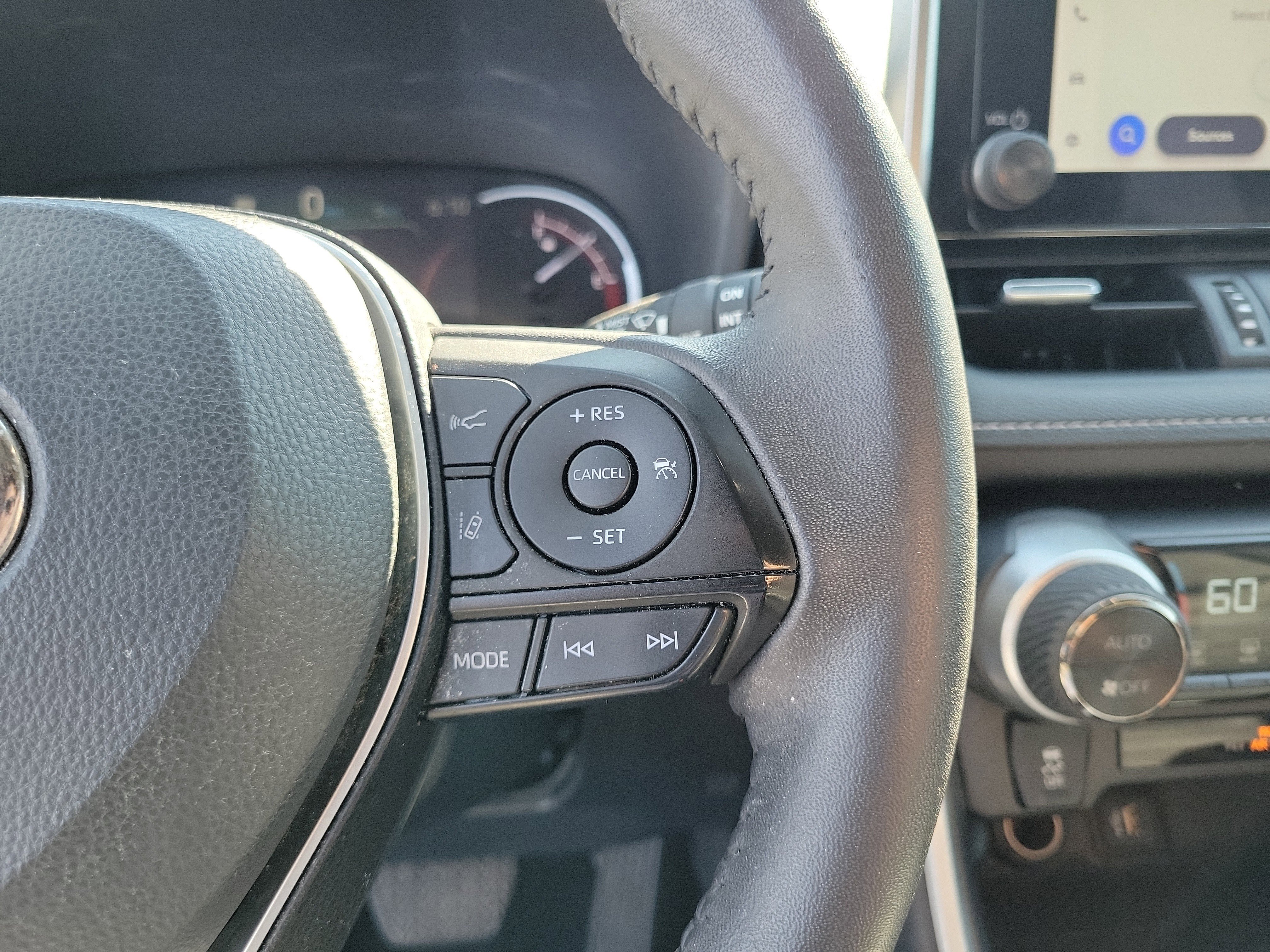 Used 2023 Toyota RAV4 XLE Premium FWD image 23