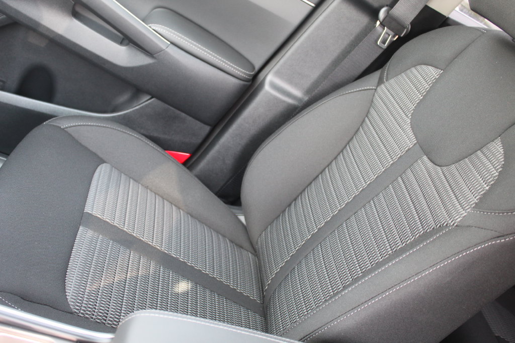 New 2026 Kia Sorento LX FWD image 24