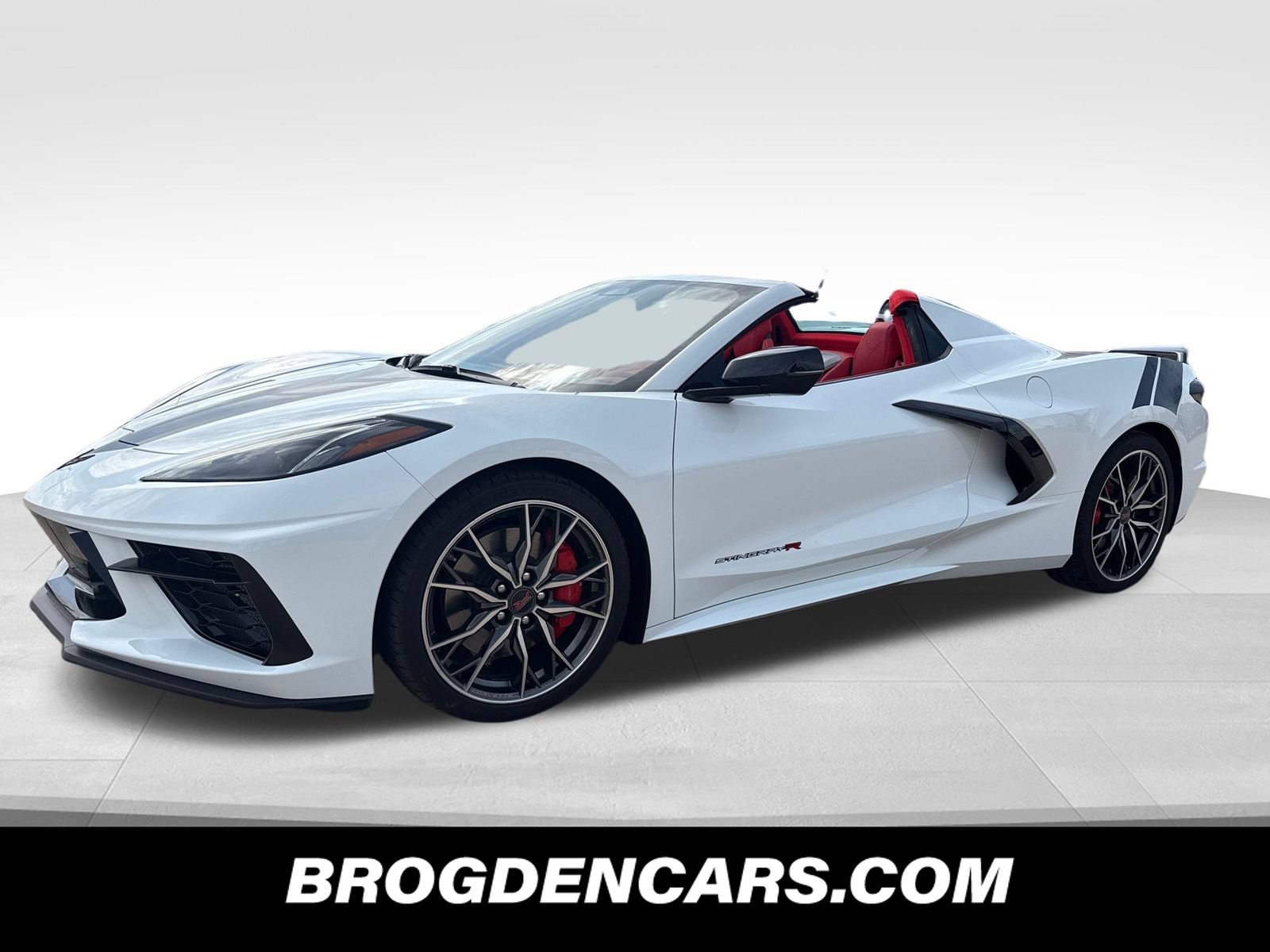 Used 2024 Chevrolet Corvette Stingray Premium Conv w/ Z51 Performance Package RWD image 10