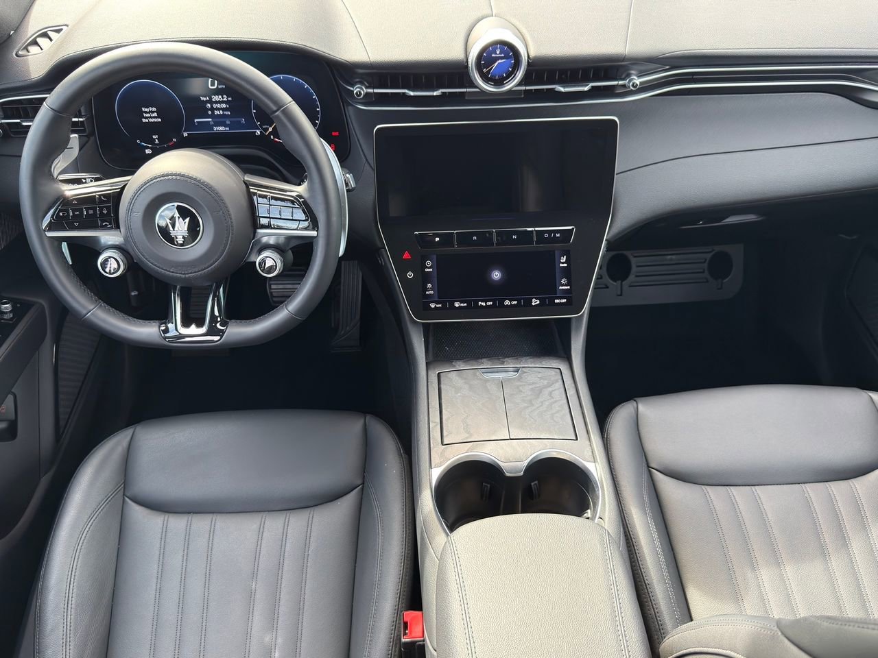 Certified 2023 Maserati Grecale GT image 28