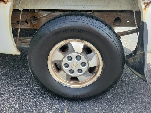 Used 2001 Chevrolet Silverado 1500 4x4 Regular Cab w/ Firm Ride Suspension Pkg image 20