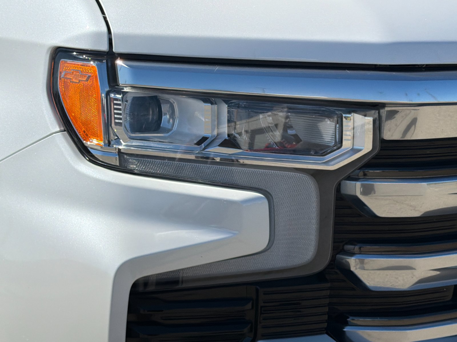 Used 2024 Chevrolet Silverado 1500 High Country AWD/4WD image 38