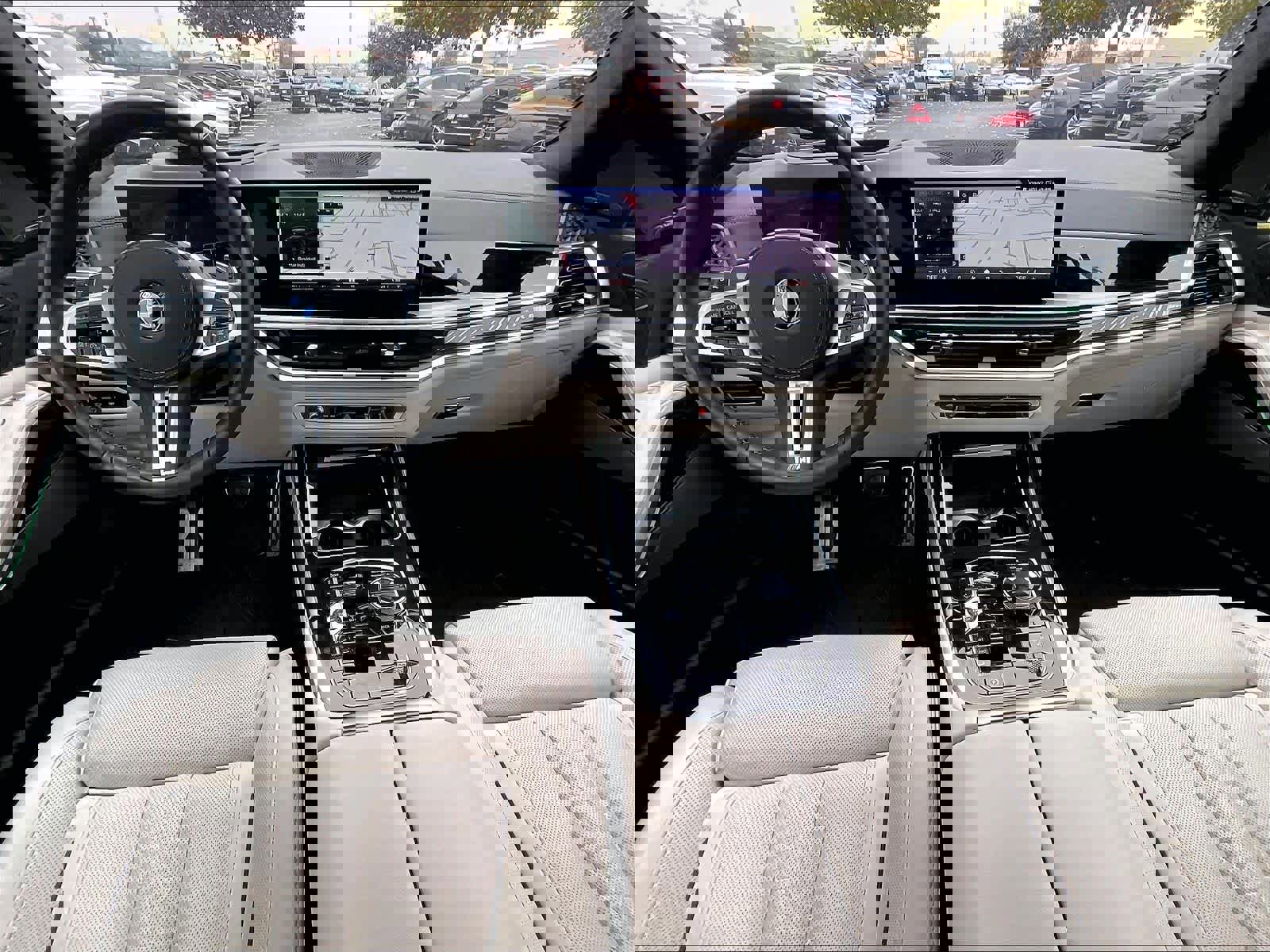 Used 2025 BMW X7 M60i image 15