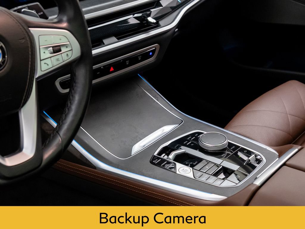 Used 2023 BMW X7 xDrive40i w/ Premium Package image 12