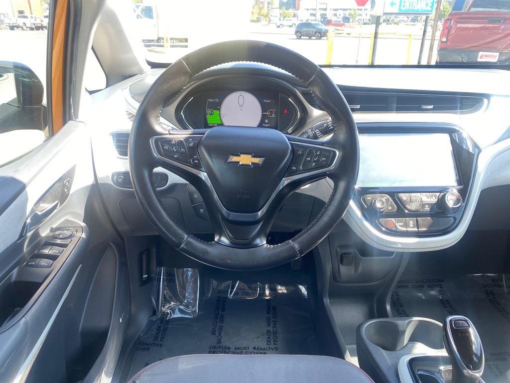 Used 2017 Chevrolet Bolt Premier w/ Driver Confidence II Package FWD image 13