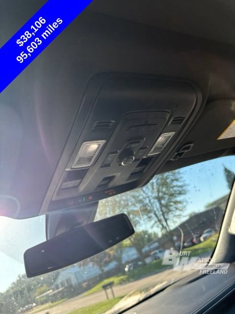 Used 2021 Chevrolet Tahoe Z71 w/ Z71 Signature Package AWD/4WD image 29