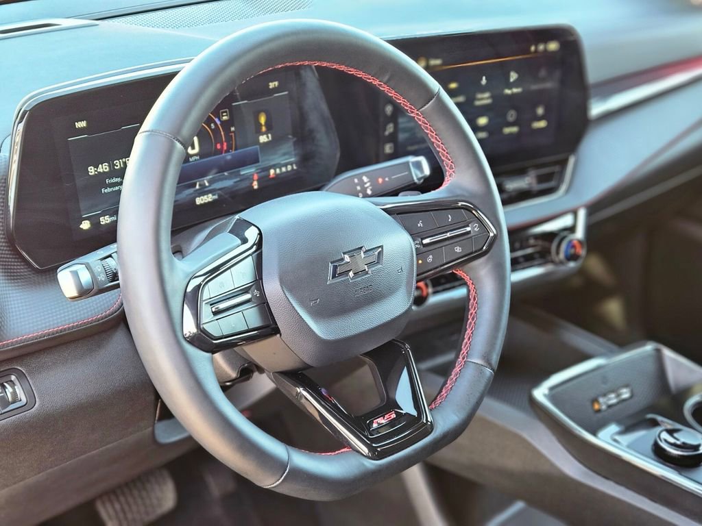 Used 2025 Chevrolet Equinox RS w/ Safety and Technology Package image 16