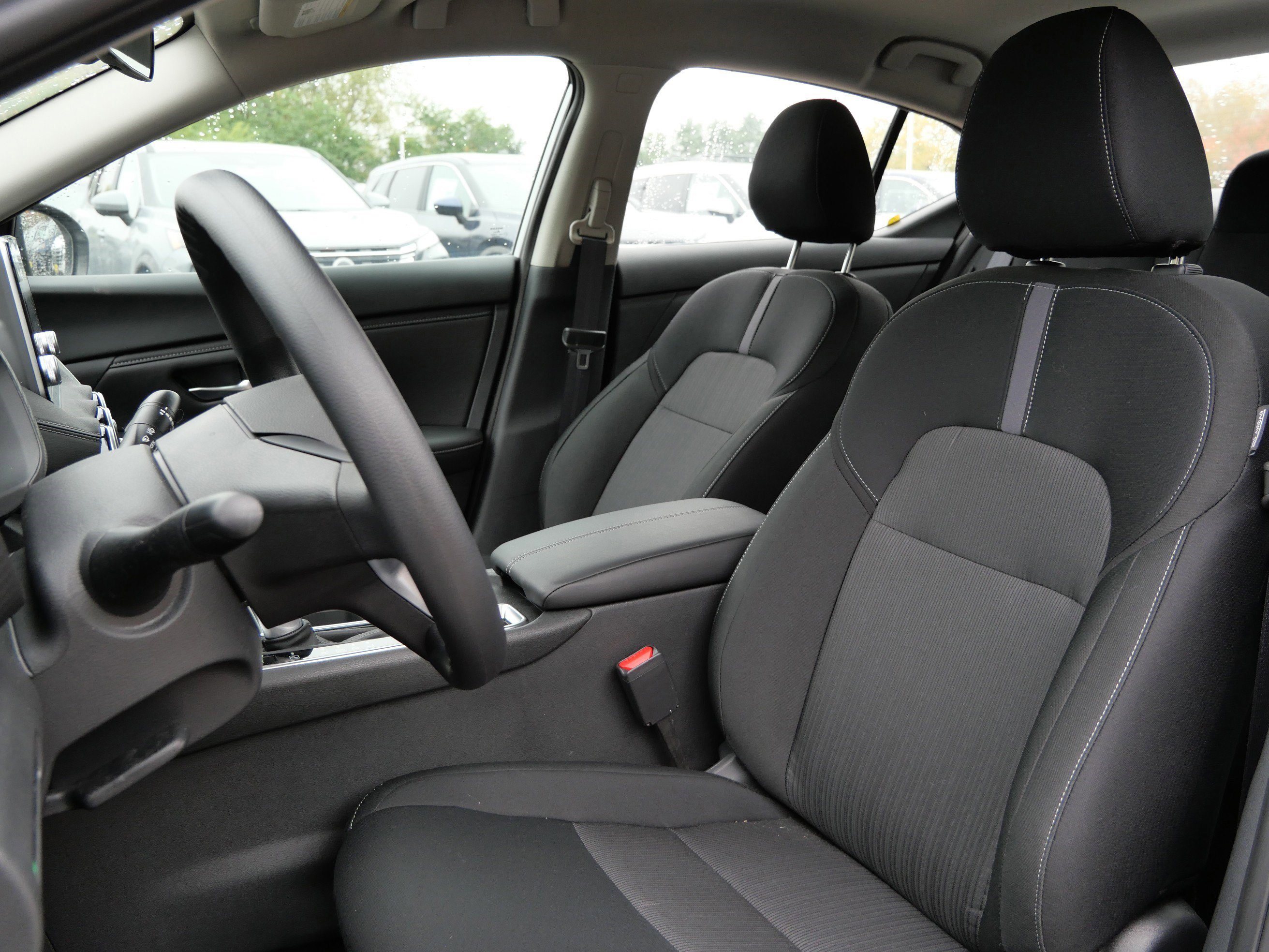 New 2025 Nissan Sentra SV image 5